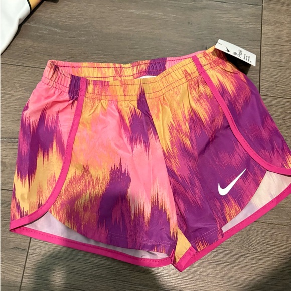 Girls Nike2PC Set Size 4 - Picture 4 of 6